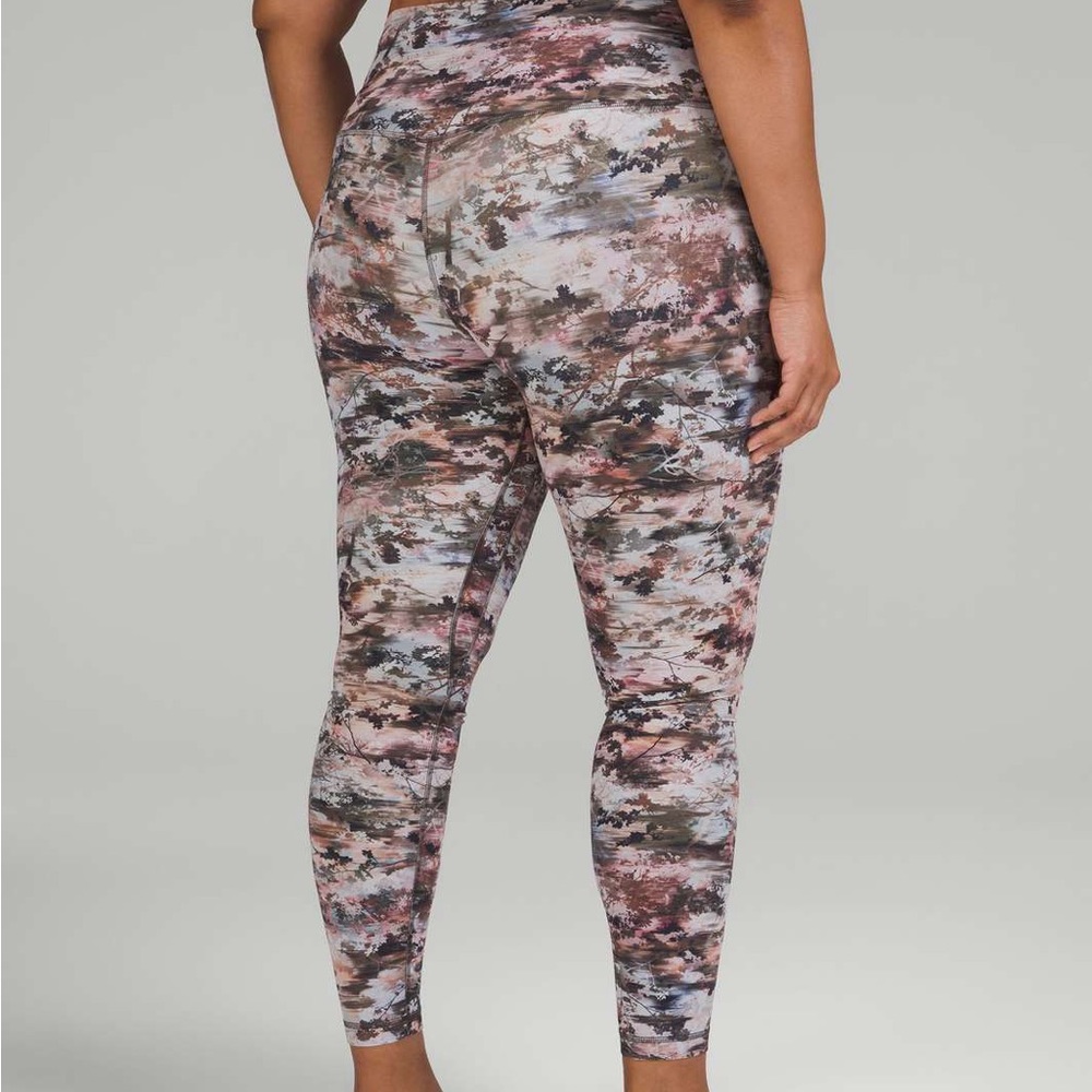Lululemon Align HR Legging 23" Size 6 in Future Utopia Multi